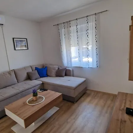 House Gaspar דירה