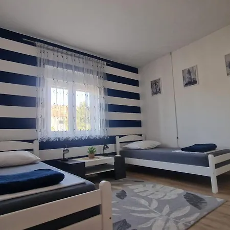 Apartment House Gaspar *